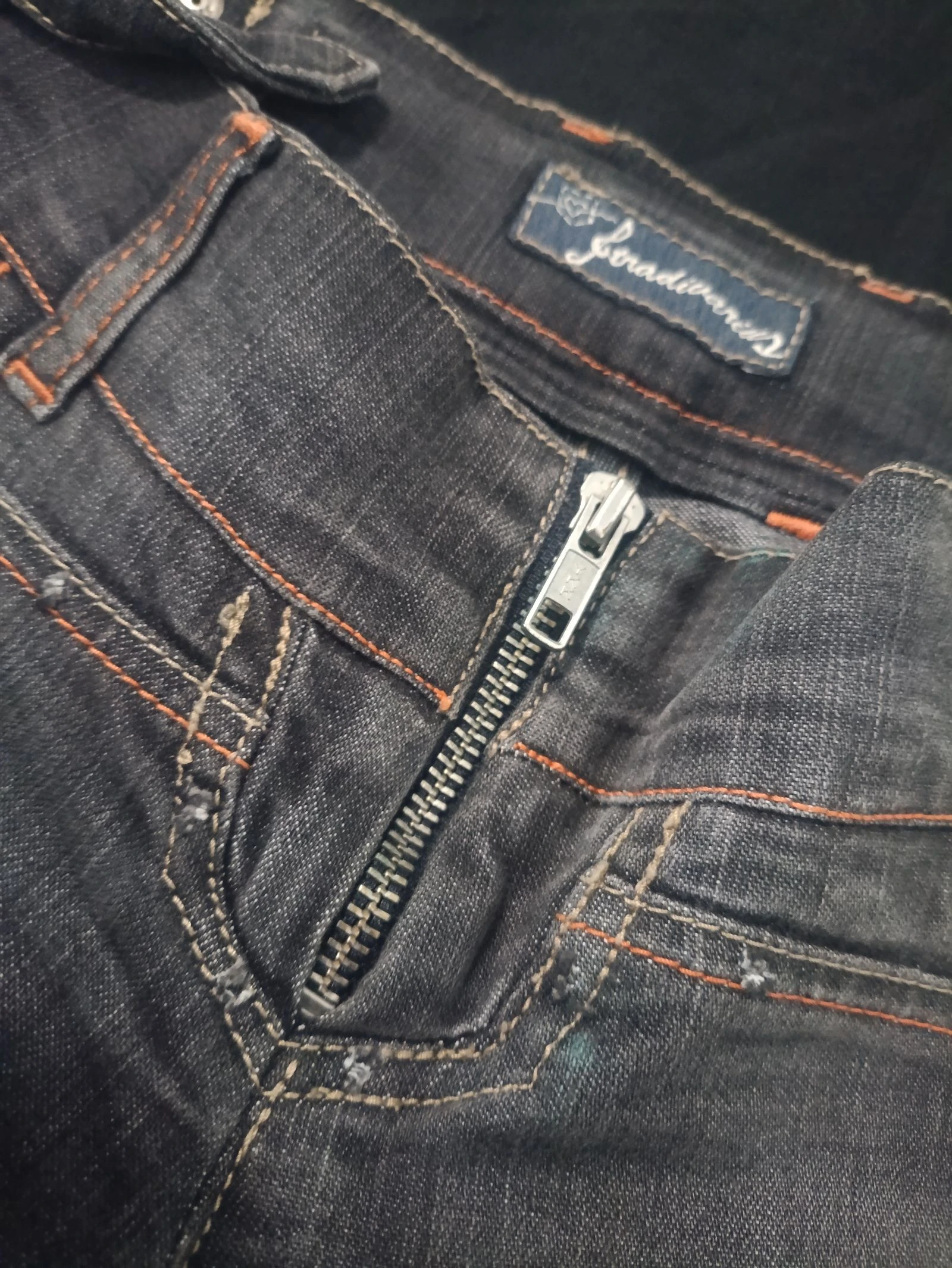 Y2K Dark Wash Low Rise Flared Bootcut Jeans com Detalhes de Fivela na Cintura. Tamanho 36. – photo 11